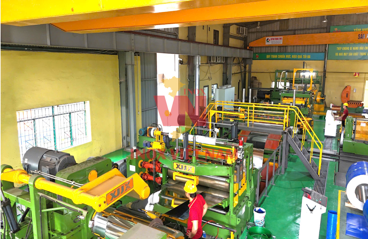 Hệ thống dây chuyền máy xẻ băng tự động - Inox Việt Nam