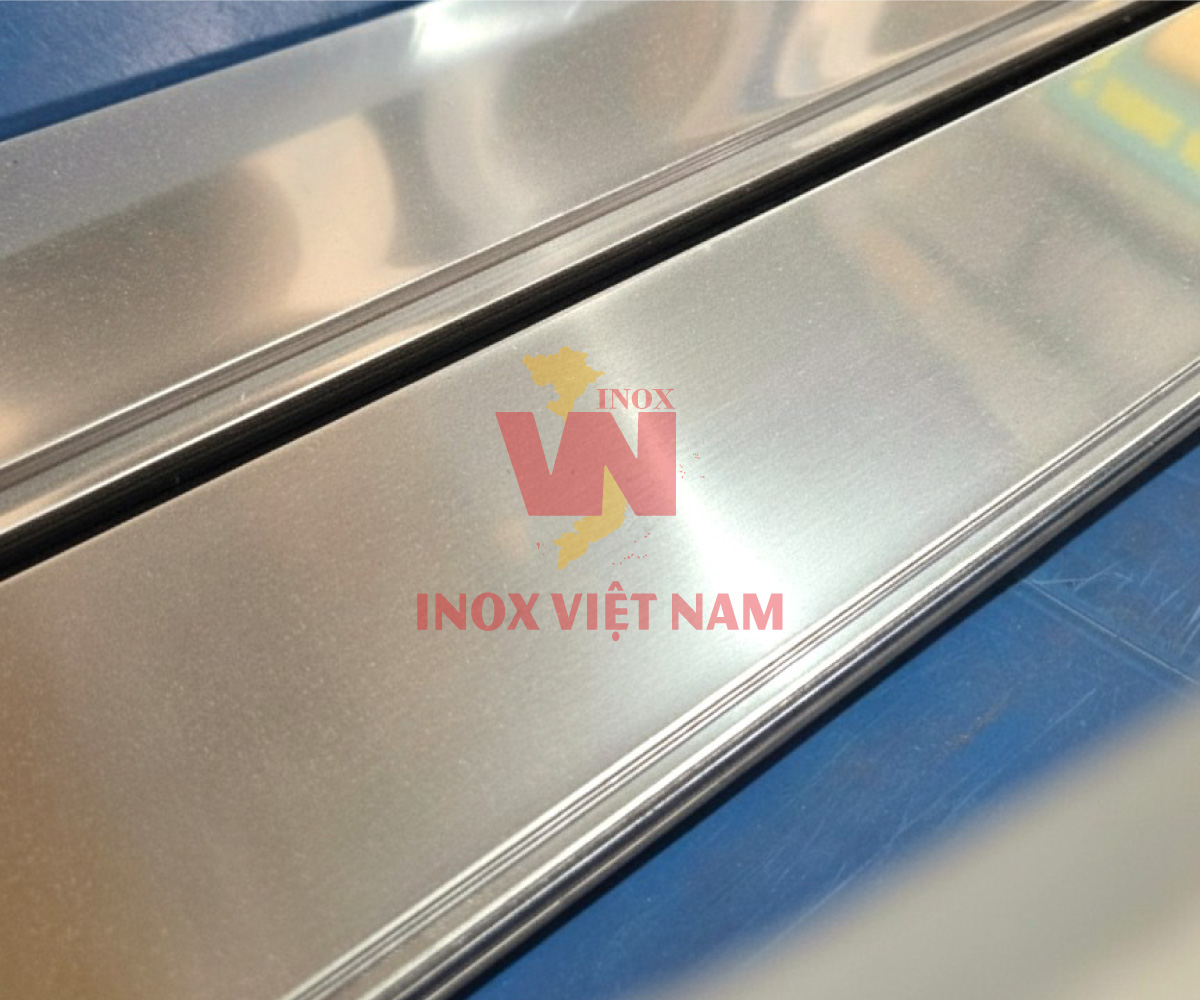 Thanh la lap la gia cong tai Inox Viet Nam 1