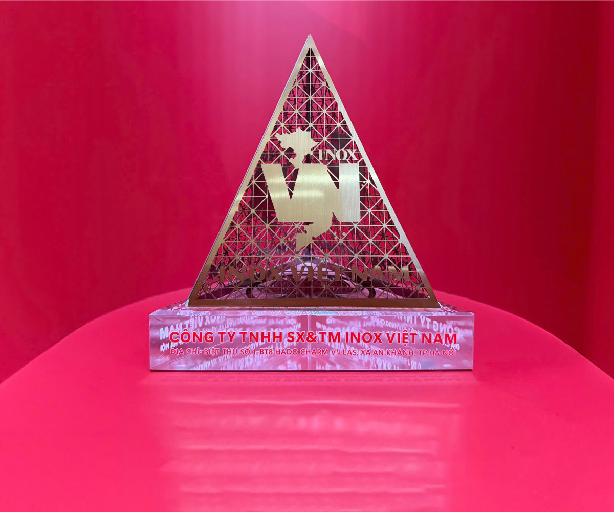 Tháp logo, biểu trưng thương hiệu sản xuất tại Inox Việt Nam
