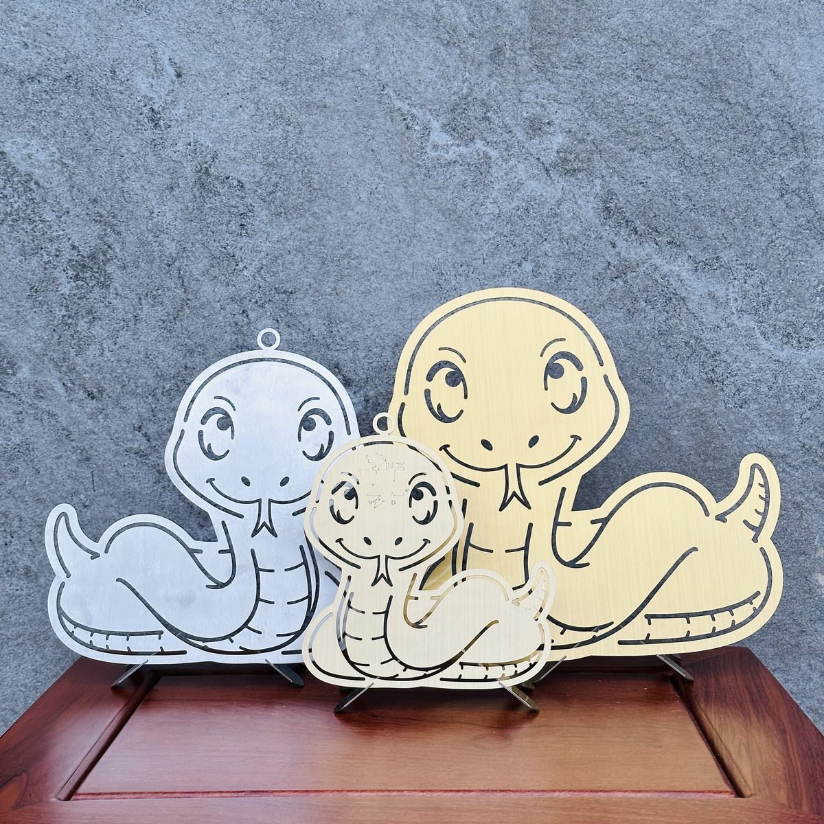 ảnh rắn tỵ inox 304